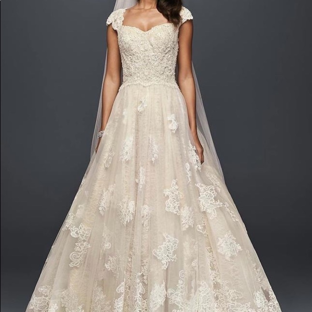 size 12 wedding dress with tags